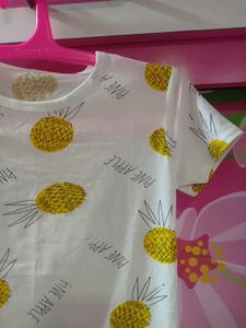 White Pine Apple Print T-shirt