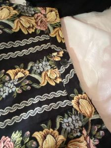 Floral Embroidered Knee length Skirt