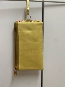 Embroidered Ethnic Pouch