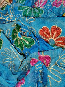 Dupatta Fulkari 🔵