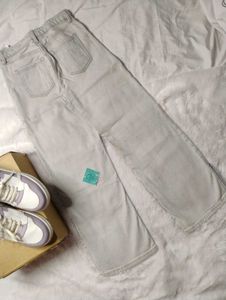 🤌😌Ripped Light Wash Jeans😌🤌