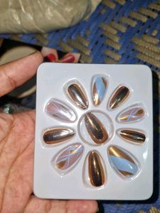 Press-On Nail Set