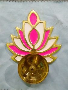 Lotus Diya - Decorative Oil Lamp