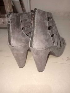 Grey Women&#39;s Wedges