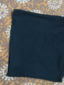 Black Sleeveless Ribbed Tank Top