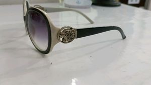 UV Protection Sunglass (Women ,B&amp;W)