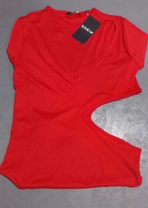 Shein Bold Short Sleeve Round Neck and Waist Cut-O