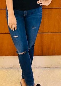 Levi&#39;s Ripped Skinny Jeans