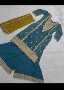 Pakistani Suit Set