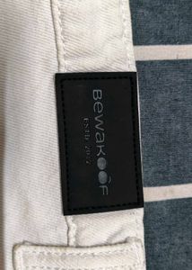 Bewakoof Men&#39;s And Woman&#39;s Baggy Jeans Loose Fit