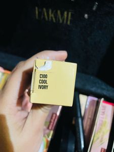 Lakme Foundation Stick