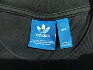 ADIDAS Men T-shirt
