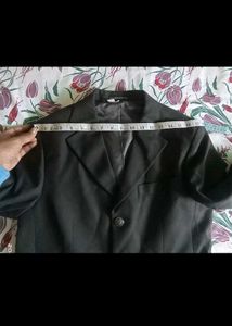 Men&#39;s Black Blazer