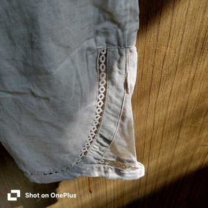 Brand new elegant white pants/legging