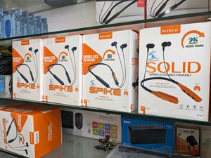 Brand New Hitech Bluetooth Nickband