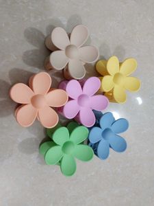 Flower Claw Clip