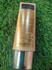 Lakme 9 To 5 Sun Expert Dry Matte Fluid Sunscreen