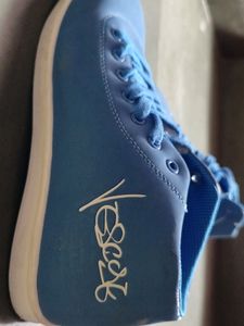 Price Drop⏰ Vescose Shoes