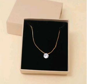 dainty gold necklace