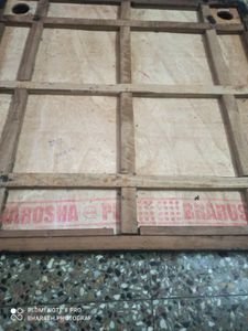 Carom Board With Free Powder