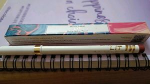 MyGlamm LIT Matte Lipliner Pencil
