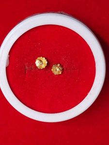 Beautiful 😍 Flower Desine Studs