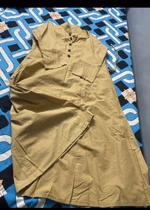 Used One Piece Type Shirt