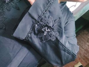Black Abaya