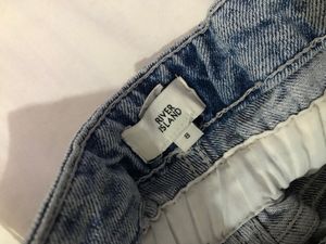 Highwaisted Momfit Denim Waist 26-28