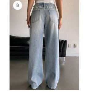 Light Wash Wide Leg Jeans (tall girls)