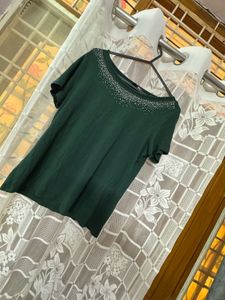 Cozy Green Top – Comfortable Everyday Essential