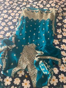 iam selling my 2-3 times gharara pattern …