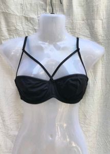 I. SEXY FOREVER 21 BRA