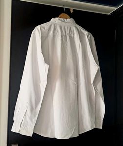 American Eagle White Shirt