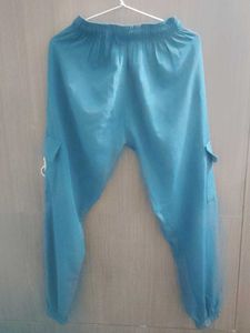 Blue Cargo Sweatpants😍