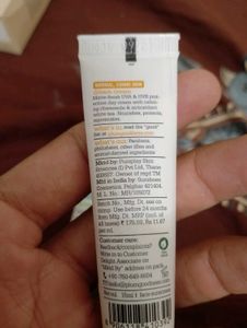 Sunscreen Plum &amp; Mcaffeine