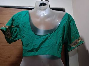 💚🫰🏻Elegant Stone Work Saree + blouse 💚🫰🏻