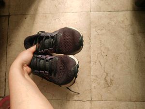 Nike Vomero Women Running Shoes