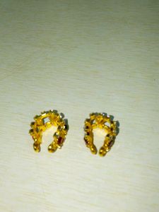 New Ladu Gopal Je Hand Kaday  Golden @Red Colar
