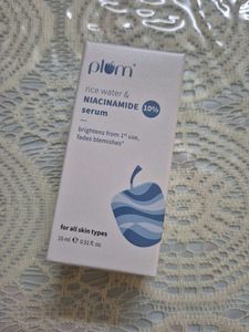Plum Niancinamide Serum