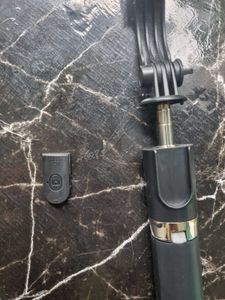 7 FET Selfie Stick with Remote