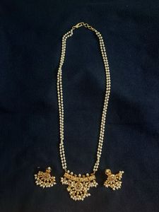 Pearl Necklace Set