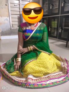 PRICE DROPPED 📍📍📍📍📍Yellow 💛Lehenga Choli Se
