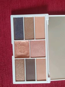 No 7 Eye Shadow And Highlighter Palette