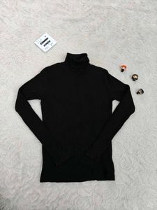 Zara Black Turtleneck Long Sleeve Top