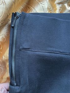 Black Zipper Detail Pants