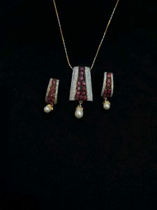 Elegant Necklace Set