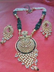 Necklace &amp; Earring Set