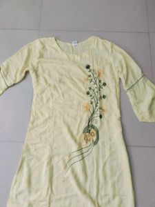 Rayon Kurti