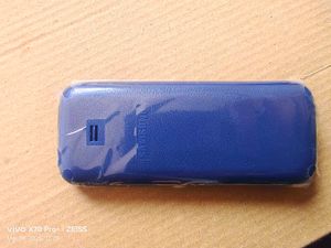 Samsung Guru Music 2